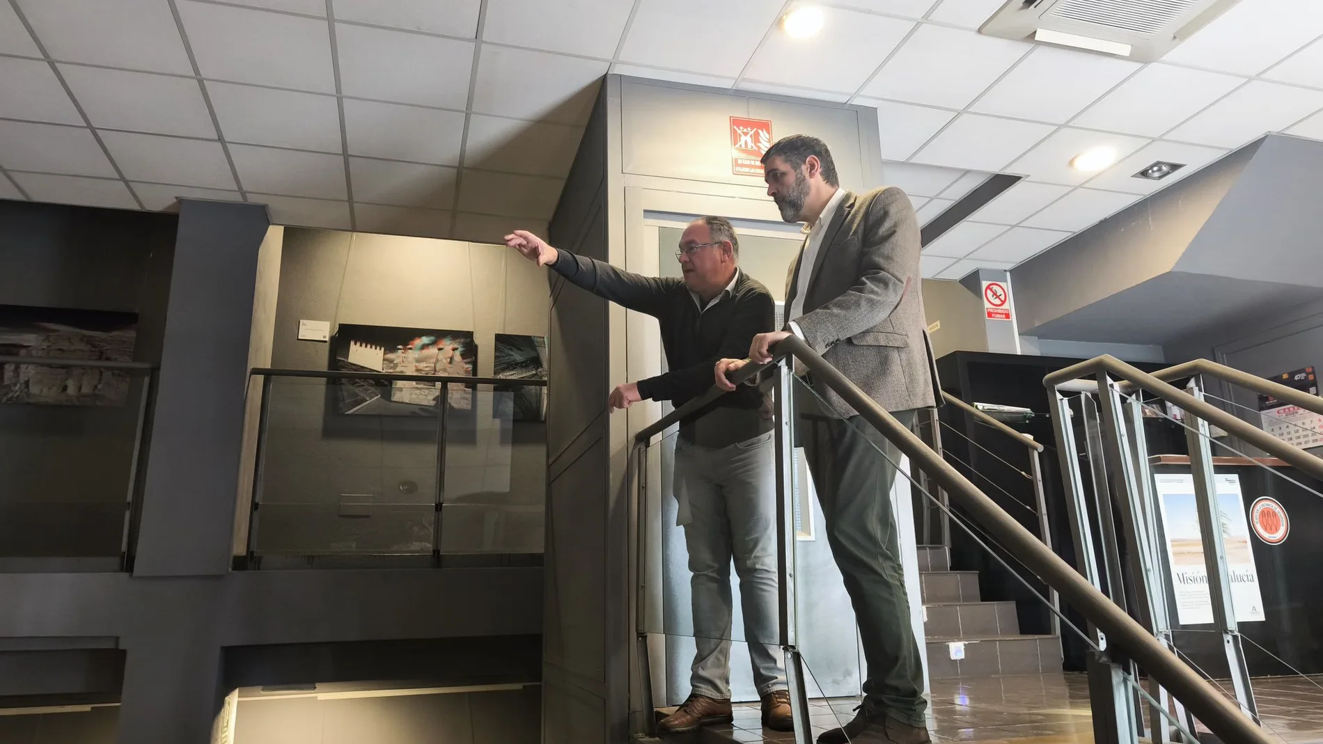 Visita del delegado al enclave