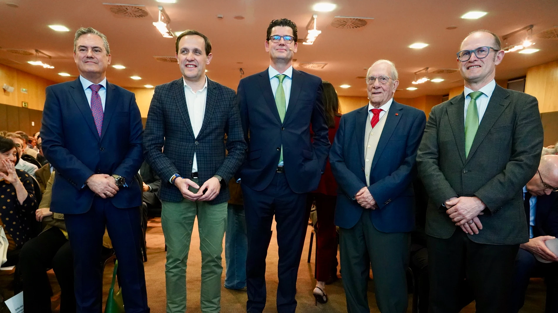 Luis Ortiz de Lanzagorta, Conrado Íscar, Patxi Calleja, Ramón Mateo y Miguel Calvo en el Foro Schola