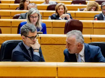Félix Bolaños y Ángel Víctor Torres, en el Senado Félix Bolaños y Ángel Víctor Torres, en el Senado