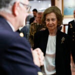 La reina Sof&iacute;a visita la exposici&oacute;n 'La bandera que vino del mar. Los colores que nos identifican'