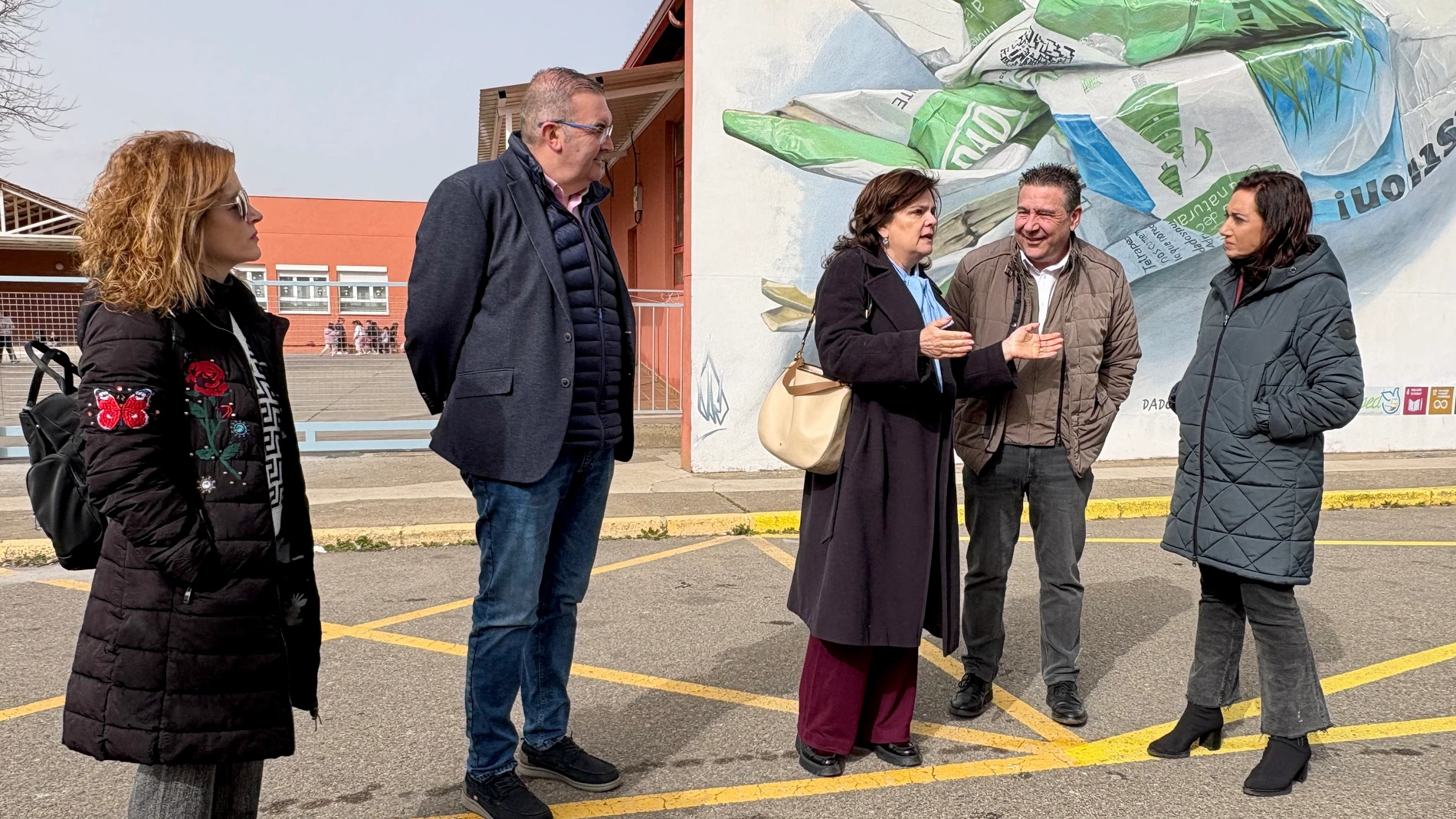 Los miembros de UPL visita el colegio Cembranos