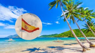 Imagen de una playa de Filipinas y una bandera de Espa&ntilde;a