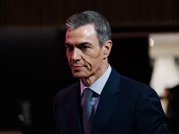 La prensa internacional pone en jaque a Sánchez: "El régimen iraní aún tiene tontos útiles en quienes confiar" La prensa internacional pone en jaque a Sánchez: "El régimen iraní aún tiene tontos útiles en quienes confiar"