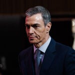 La prensa internacional pone en jaque a S&aacute;nchez: "El r&eacute;gimen iran&iacute; a&uacute;n tiene tontos &uacute;tiles en quienes confiar"