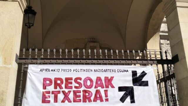 Fin a los "ongi etorris": el Senado aprueba tramitar la propuesta del PP para que la Fiscal&iacute;a act&uacute;e de oficio ante homenajes a etarras