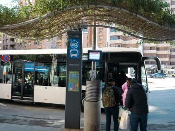 Comienza a funcionar una nueva l&iacute;nea de autob&uacute;s que conecta el centro urbano de Lorca con las pedan&iacute;as del norte REMITIDA / HANDOUT por AYUNTAMIENTO LORCA Fotograf&iacute;a remitida a medios de comunicaci&oacute;n exclusivamente para ilustrar la noticia a la que hace referencia la imagen, y citando la procedencia de la imagen en la firma 05/03/2026