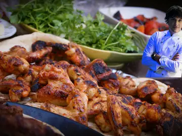 Jordi Cruz, chef: “Para hacer alitas asadas hay que cortar la punta y revisar que no tengan plumas grandes” Jordi Cruz, chef: “Para hacer alitas asadas hay que cortar la punta y revisar que no tengan plumas grandes”