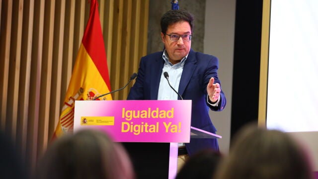 L&oacute;pez y Redondo participan en el acto &lsquo;Igualdad Digital Ya&rsquo;