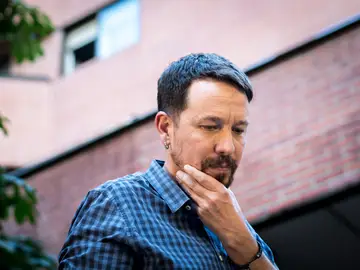 “Digan la verdad a la gente”: Pablo Iglesias arremete contra el Gobierno por enviar una fragata a Chipre tras el “no a la guerra” “Digan la verdad a la gente”: Pablo Iglesias arremete contra el Gobierno por enviar una fragata a Chipre tras el “no a la guerra”