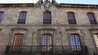 Fachada de la Casa Cornide. Fachada de la Casa Cornide.