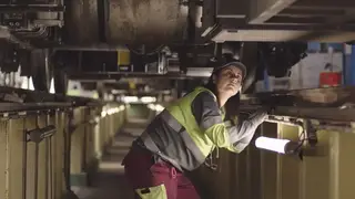 Economía.- Más del 23% de la plantilla de Renfe son mujeres y cerca de 800 ejercen como maquinistas Mujer trabajadora de Renfe. REMITIDA / HANDOUT por RENFE Fotografía remitida a medios de comunicación exclusivamente para ilustrar la noticia a la que hace referencia la imagen, y citando la procedencia de la imagen en la firma 06/03/2026