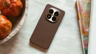 El terminal es precioso en este modelo en color marrón Redmi Note 15 Pro+ 5G en color marrón