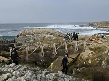 PSOE pide a alcaldesa de Santander "transparencia" en El Bocal: "La responsabilidad no puede recaer solo en un policía" PSOE pide a alcaldesa de Santander "transparencia" en El Bocal: "La responsabilidad no puede recaer solo en un policía"