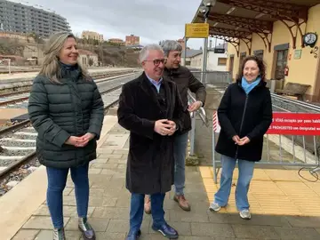 15M.- Soria ¡YA! clama por la recuperación del ferrocarril en la provincia y señala al PSOE por "incumplimientos" Ángel Ceña y el resto de candidatos de Soria ¡YA! EUROPA PRESS 06/03/2026