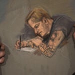 Ilustraci&oacute;n de Marius Borg durante su juicio