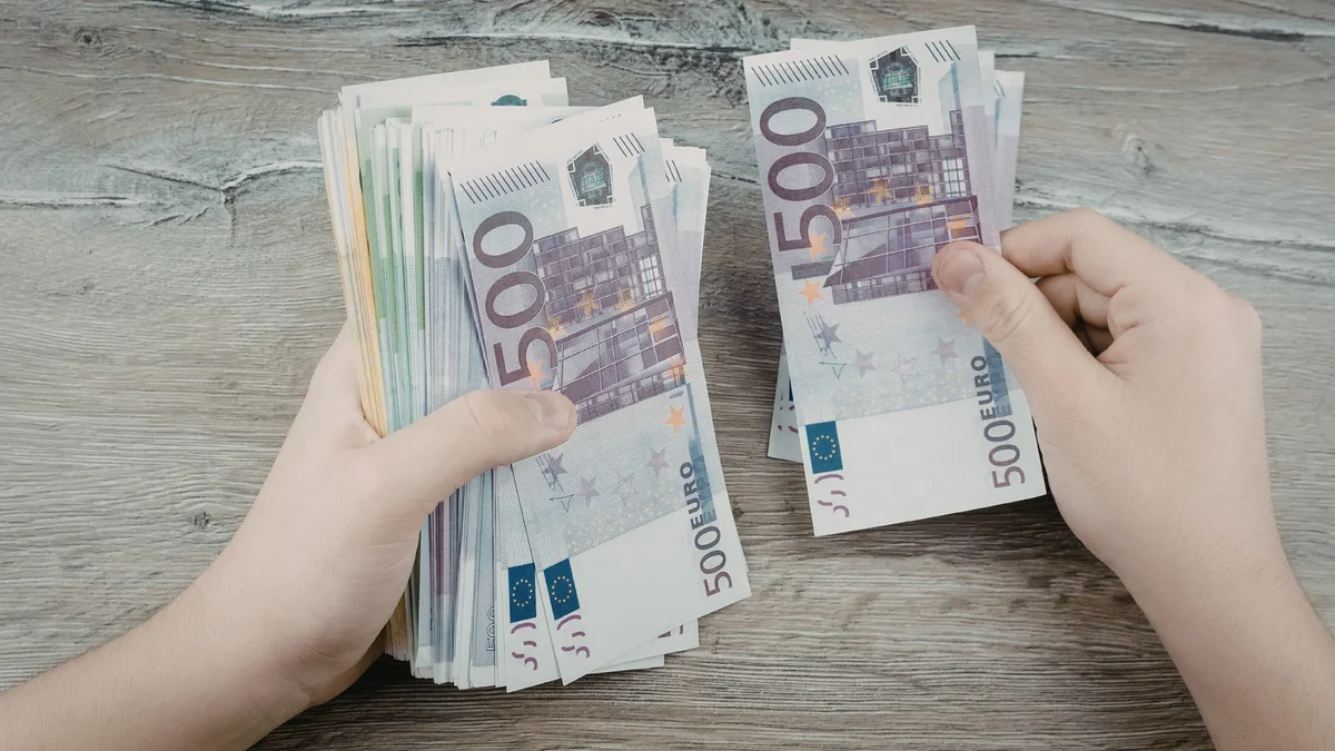 Imagen de archivo de dinero