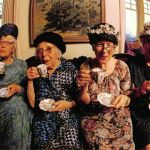 La chaqueta que tu abuela guarda en el armario ser&aacute; la prenda estrella de la primavera 2026