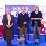 La vicepresidenta Isabel Blanco, durante un acto en Zamora junto a Leticia Garc&iacute;a y Jos&eacute; Mar&iacute;a Barrios