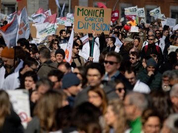 El Comit&eacute; de Huelga de los m&eacute;dicos pide a Sanidad negociar con ellos para poner fin a la huelga