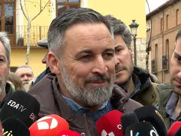 Abascal, ante el 8M: “Mandad a su país a quienes crean que la mujer debe caminar varios pasos por detrás” Abascal, ante el 8M: “Mandad a su país a quienes crean que la mujer debe caminar varios pasos por detrás”