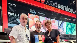 ICAL. Jorge Muñoz, Aurora Martínez y Augusto Álvarez, tres de los cinco bercianos atrapados en Bangkok como consecuencia del estallido de la guerra en Oriente Medio ICAL. Jorge Muñoz, Aurora Martínez y Augusto Álvarez, tres de los cinco bercianos atrapados en Bangkok como consecuencia del estallido de la guerra en Oriente Medio