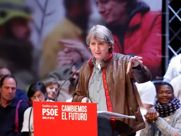 Sánchez participa en un acto público con Carlos Martínez y Ana Redondo en Soria El candidato del PSOE a la Presidencia de la Junta, Carlos Martínez, durante un acto público en el Palacio de la Audiencia, a 7 de marzo de 2026, en Soria, Castilla y León (España). El candidato del PSOE a la Presidencia de la Junta de Castilla y León, Carlos Martínez, reivindicó en un mitin de ayer, 6 de marzo, junto al expresidente Zapatero el 'No a la guerra' planteado por el Gobierno de España ante el conflicto en Oriente Próximo y ha subrayado que se trata de una postura que obedece a un...