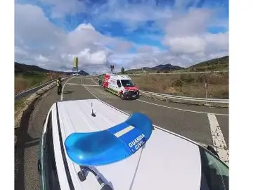 Momento de la atención a uno de los peregrinos Momento de la atención a uno de los peregrinos