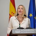 La presidenta de la Junta de Extremadura en funciones, Mar&iacute;a Guardiola, durante el acto institucional celebrado en la Asamblea con motivo del 8M, D&iacute;a Internacional de las Mujeres