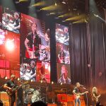 Fito y Fitipaldis en el concierto de ayer en la Plaza de Toros de Alicante