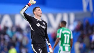 David Soria of Getafe CF celebrates the victory during the Spanish League, LaLiga EA Sports, football match played between Getafe CF and Real Betis Balompie at Coliseum de Getafe stadium on March 8, 2026, in Getafe, Spain. AFP7 08/03/2026 ONLY FOR USE IN SPAIN