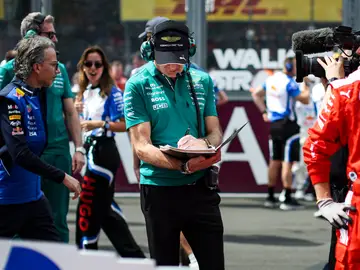 F1 - AUSTRALIAN GRAND PRIX 2026 NEWEY Adrian (gbr), Technical Director of Aston Martin F1 Team, portrait MEKIES Laurent (fra), CEO & Team Principal at Red Bull Racing during the Formula 1 Qatar Airways Australian Grand Prix 2026, 1st round of the 2026 Formula One World Championship from March 6 to 8, 2026 on the Albert Park Circuit, in Melbourne, Australia - Photo Xavier Bonilla / DPPI AFP7 08/03/2026 ONLY FOR USE IN SPAIN