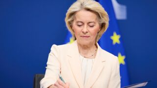 Von der Leyen cree que la UE "ya no puede confiar" en un sistema basado en reglas y cuestiona si es "un obst&aacute;culo"