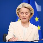 Von der Leyen cree que la UE "ya no puede confiar" en un sistema basado en reglas y cuestiona si es "un obst&aacute;culo"