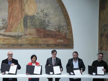 Illa, CC.OO y UGT firman el Acord de Pa&iacute;s per l'Educaci&oacute; de mejoras para docentes