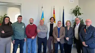 La Generalitat anuncia ayudas agrarias de 6.000 euros por hectárea para replantar tras riadas La Generalitat anuncia ayudas agrarias de 6.000 euros por hectárea para replantar tras riadas