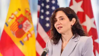 Isabel Díaz Ayuso en Nueva York NUEVA YORK (ESTADOS UNIDOS), 09/03/2026.- La presidenta de la Comunidad de Madrid, Isabel Díaz Ayuso, interviene en un encuentro informativo organizado junto a la Cámara de Comercio España-EE.UU, este lunes en Nueva York. EFE/Comunidad de Madrid Prensa SOLO USO EDITORIAL/SOLO DISPONIBLE PARA ILUSTRAR LA NOTICIA QUE ACOMPAÑA (CRÉDITO OBLIGATORIO)