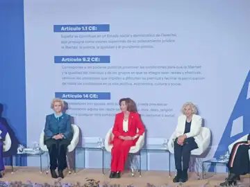 Soledad Becerril, Inmaculada Montalbán y Manuela Carmena, en el acto en el TC con motivo del 8M Soledad Becerril, Inmaculada Montalbán y Manuela Carmena, en el acto en el TC con motivo del 8M