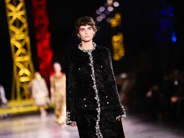 Chanel - Runway - Paris Women's Fashion Week F/W 2026 Paris (France), 09/03/2026.- Models present creations from the Fall/Winter 2026 collection of French-Belgian designer Matthieu Blazy for Chanel during Paris Fashion Week, in Paris, France, 09 March 2026. The presentation of the women's collections runs from 02 to 10 March 2025. (Moda, Francia) EFE/EPA/TERESA SUAREZ