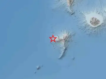 La tierra vuelve a moverse en El Hierro mientras sus habitantes dormían Terremoto en El Hierro