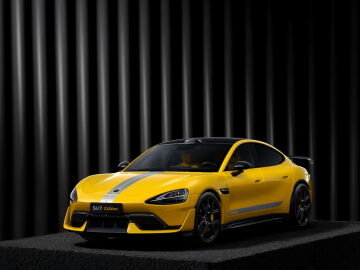 Xiaomi SU7 Ultra1:18 Die-cast Model Car