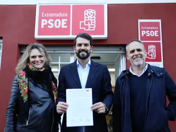 El PSOE de Extremadura perfila la sucesión de Gallardo: se desvelan los candidatos a la presidencia El PSOE de Extremadura perfila la sucesión de Gallardo: se desvelan los candidatos a la presidencia