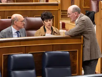 PNV aprovecha una reforma constitucional en el Congreso para pedir limitar la inviolabilidad del Rey y eliminar el 155 PNV aprovecha una reforma constitucional en el Congreso para pedir limitar la inviolabilidad del Rey y eliminar el 155