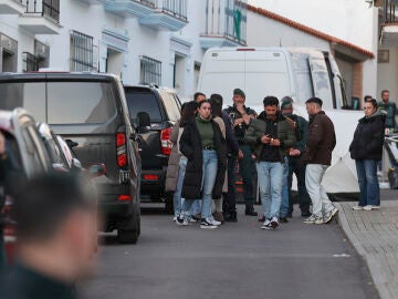 HORNACHOS (BADAJOZ), 11/03/2026.- La Guardia Civil ha encontrado restos &oacute;seos, por el momento sin identificar, en el registro de una vivienda en el marco de la investigaci&oacute;n de la desaparici&oacute;n de Francisca Cadenas en la localidad de Hornachos (Badajoz) en 2017. EFE/Jero Morales 
