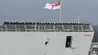 Reino Unido envía el poderoso HMS Dragon para defender Chipre de amenazas aéreas Reino Unido envía el poderoso HMS Dragon para defender Chipre de amenazas aéreas