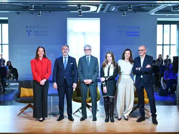FUNDACIÓN TELEFÓNICA DESTINA 12 MILLONES DE EUROS PARA FORMAR A 150 JÓVENES EN PROGRAMAS DE MÁSTER Y DOCTORADO HASTA 2028 FUNDACIÓN TELEFÓNICA DESTINA 12 MILLONES DE EUROS PARA FORMAR A 150 JÓVENES EN PROGRAMAS DE MÁSTER Y DOCTORADO HASTA 2028