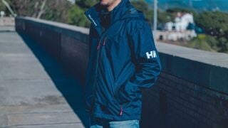 La Helly Hansen que compite con The North Face y Patagonia ahora cuesta casi la mitad