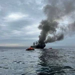 UKMTO informa de 3 barcos alcanzados por proyectiles en Ormuz y alrededores últimas horas