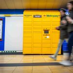 Recogida de paquetes de Amazon en el Metro de Madrid