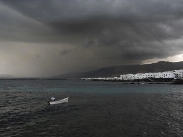 Canarias tampoco se salva: el tiempo que le espera este fin de semana mientras un fen&oacute;meno polar congela Espa&ntilde;a