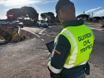 Un Guardia Civil de Tráfico Un Guardia Civil de Tráfico